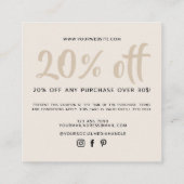 Moderne neutrale beige script coupon kortingskaart (Achterkant)