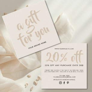 Moderne neutrale beige script coupon kortingskaart