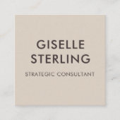 Moderne neutrale bruine moderne minimale typografi vierkante visitekaartje (Voorkant)