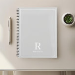 Moderne Neutrale Grijze Familienaam Planner<br><div class="desc">Op maat ontworpen planner notitieboek met klassieke moderne familienaam monogram ontwerp op neutrale aardse kleur achtergrond.</div>