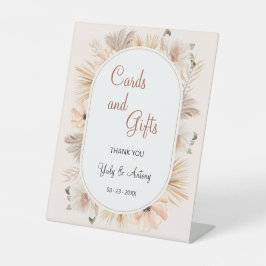 Moderne neutrale ovale boog bloemkaarten en cadeau reclamebord met voetstuk