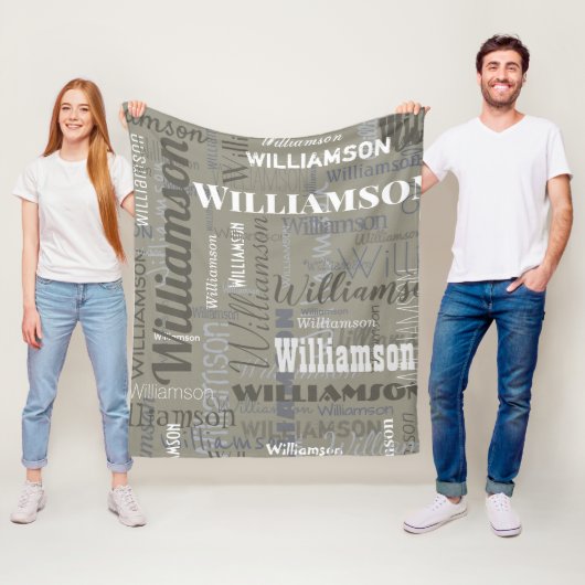 Moderne Neutrals Extra Lange Naam Herhalend Patroo Fleece Deken (In situ)