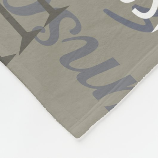 Moderne Neutrals Extra Lange Naam Herhalend Patroo Fleece Deken (Hoek)