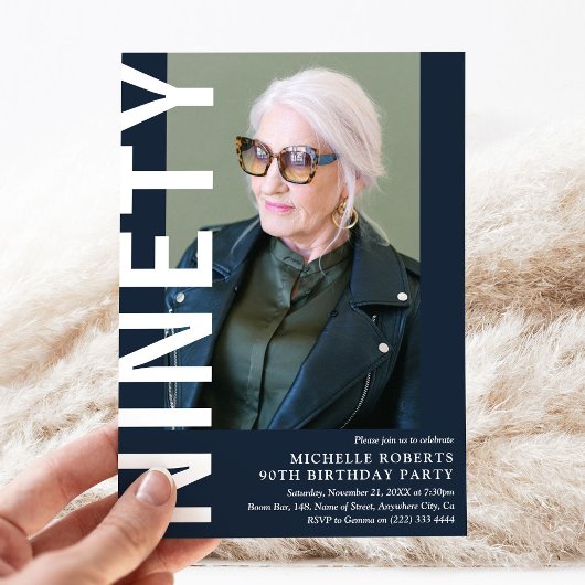 Moderne NINETY Foto 90th Birthday Party Invitation Kaart