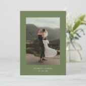 Moderne Olive Green Elopement bruiloft receptie Kaart (Staand voorkant)