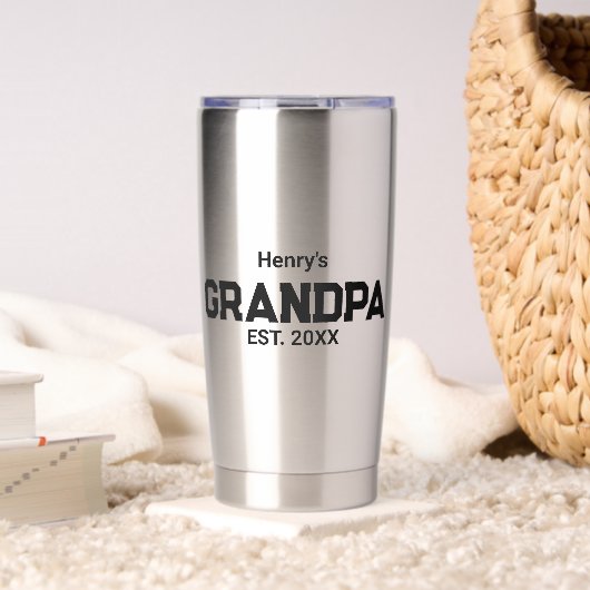 Moderne Opa Opgericht Oprichtingsjaar Geïsoleerde Drinkbeker (Woonkamer (Gedraaid) )