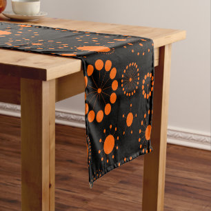 Moderne Oranje Abstracte cirkels en sterrenpatroon Korte Tafelloper