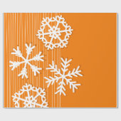 Moderne oranje en witte sneeuwvlokken voor kerstmi cadeaupapier (Vlak)