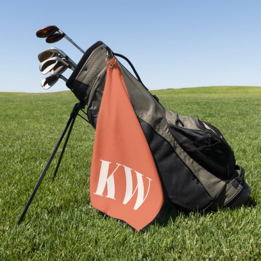 Moderne Oranje Monogram Beginletters Gepersonalise Golfhanddoek (Groen)