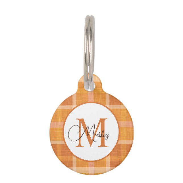 Moderne Oranje Rut Monogram Naam Custom Huisdierpenning (Voorkant)