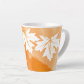 Moderne oranje waterverf en witte esdoornbladeren latte mok (Rechterhoek)