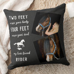 Moderne paardenfoto gepersonaliseerde paardenliefh kussen<br><div class="desc">Vier je beste vriend met een op maat gemaakt herdenkingskussen voor paarden in een wit marmer Introducing the Horse Lover Pillow - het perfecte paardengeschenk voor elke paardenliefhebber die er is! Dit moderne kussen is niet alleen een mooie aandenken, maar ook een ontroerend gedenkteken voor degenen die hun geliefde huisdier...</div>