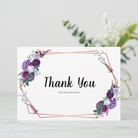 Moderne Paarse bloemenbruiloft dank u Bedankkaart (Staand voorkant)