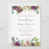 Moderne paarse bloemengroene trouwuitnodiging kaart (Voorkant)