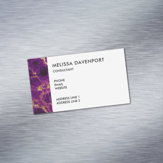 Moderne Paarse en gouden Abstracte marmer Magnetisch Visitekaartje (Voorbeeld)