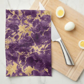 Moderne Paarse en gouden marmerpatronen Theedoek (Quarter Fold)