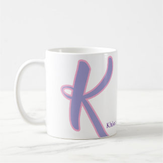 Moderne paarse en roze monogram gepersonaliseerde koffiemok