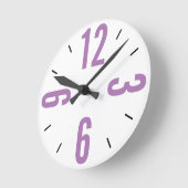 Moderne paarse en zwarte cijfers ronde klok (Hoek)