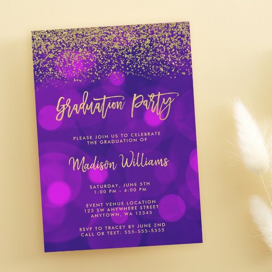 Moderne Paarse Faux Gold Glitter Graduation Party Kaart