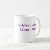 Moderne Paarse Gigi gepersonaliseerde aangepaste M Koffiemok (Voorkant rechts)