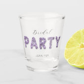 Moderne Paarse Glitter Vrijgezellenfeest Partij Shot Glas (Voorkant)