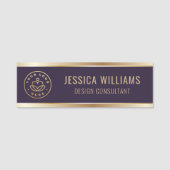 Moderne Paarse Gold Business Logo Naamplaatje (Voorkant)