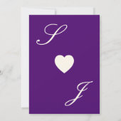 Moderne paarse ivoor bloemrijke monogram bruiloft kaart (Achterkant)