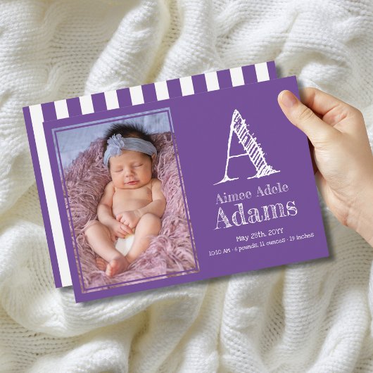 Moderne Paarse Monogram Geboortestatistieken Foto Aankondiging