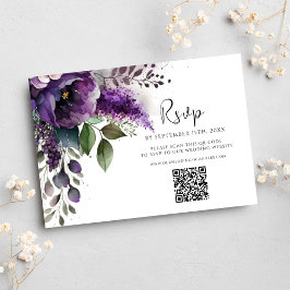 Moderne Paarse QR-code Elegante bloemenbruiloft RSVP Kaartje