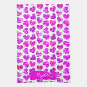Moderne Paarse Roze Doodled Hearts Valentijn Naam Theedoek (Verticaal)
