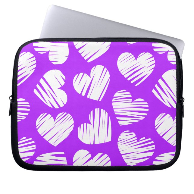 Moderne Paarse Witte Doodled Heart Valentijnsdag Laptop Sleeve (Voorkant)