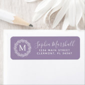 Moderne Paarse witte monogram Return Address Label (Insitu)