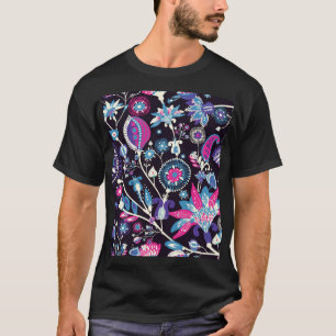 Moderne paisley: traditioneel oosters patroon. t-shirt