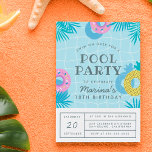 Moderne palmbladeren en ananassool uitnodiging briefkaart<br><div class="desc">Een leuk, summier ontwerp met een zwembad met palmschijfjes, donut poolfloats en een ananassoolzwembad. De partijdetails worden gescheiden in twee delen: de uitnodiging wordt geplaatst in de pool in moderne typografie en de partijdetails zijn hieronder in een duidelijke, in dozen gedreven lay-out op een eenvoudige witte achtergrond. Deze kaarten keren...</div>