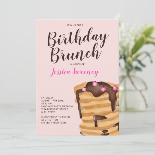Moderne pancake verjaardagsbrunch illustratie roze kaart (Staand voorkant)