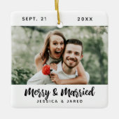 Moderne Pas getrouwd Merry en huwelijksfoto met ke Keramisch Ornament (Voorkant)