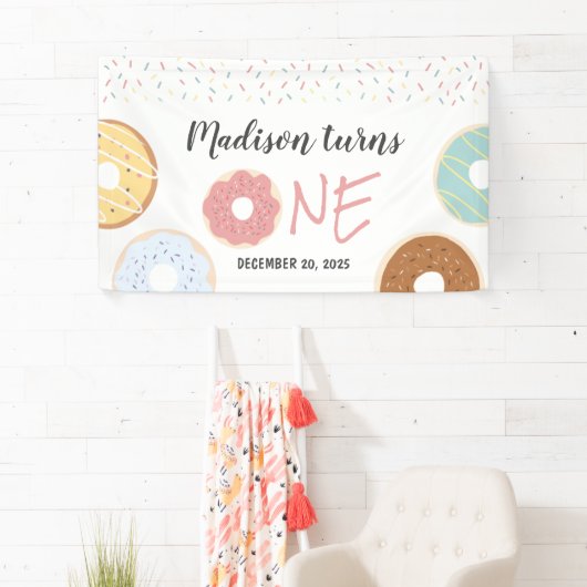 Moderne pasta Donuts en prinkles eerste verjaardag Spandoek (Insitu)