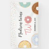 Moderne pasta Donuts en prinkles Tweede verjaardag Spandoek (Verticaal)