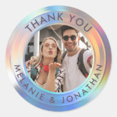 Moderne Pastel Aangepaste Holografische Trouw Dank Ronde Sticker (Voorkant)