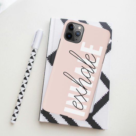 Moderne Pastel Roze Inhale Exhale Quote iPhone Hoesje