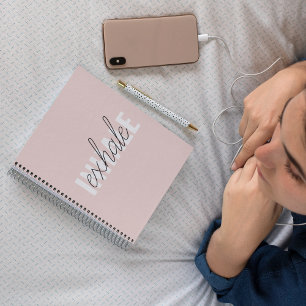 Moderne Pastel Roze Inhale Exhale Quote Notitieboek