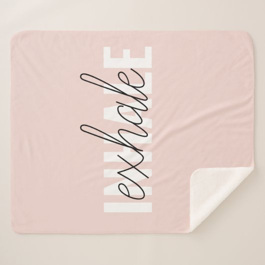 Moderne Pastel Roze Inhale Exhale Quote Sherpa Deken (Voorkant (horizontaal))