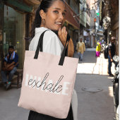 Moderne Pastel Roze Inhale Exhale Quote Tote Bag
