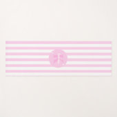 Moderne pastel roze monogram vrouwelijk gestreept yogamat (Voorkant (horizontaal))