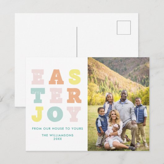 Moderne Pastel Typografische Familie Foto Pasen Feestdagenkaart (Voorkant / Achterkant)