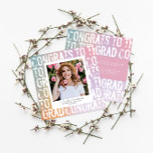 Moderne pastelregenboogroze foto-afstuderen kaart