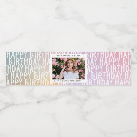 Moderne pastelroze fotoverjaarfeest waterfles etiket (Enkel label)