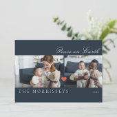 Moderne Peace On Earth Script 3 Foto Feestdagenkaart (Staand voorkant)