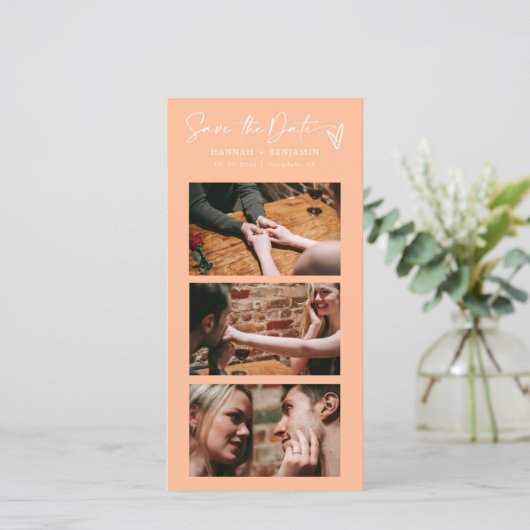 Moderne Peach Photo Booth Strip QR-code Save The Date (Staand voorkant)