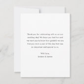 Moderne penseelkalligrafie-script bruiloft foto bedankkaart (Achterkant)